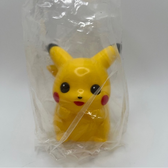 Vintage 1998 Pocket Monsters Pikachu Mini Coin Bank C9802-4 Banpresto NEW - Picture 2 of 9
